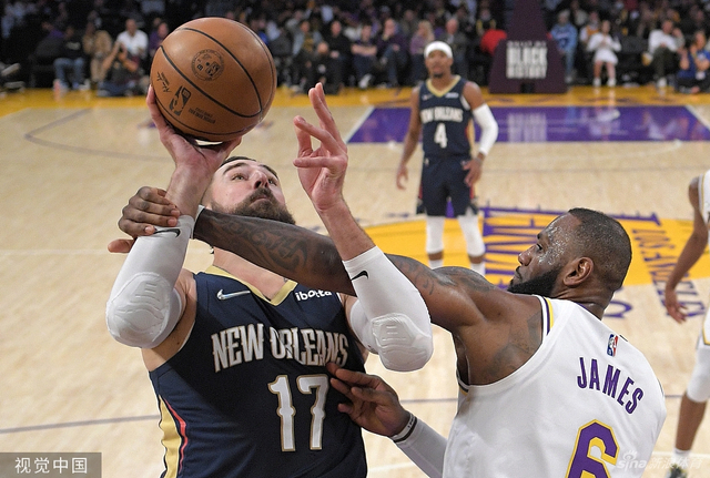 她一直以来 她一直以来